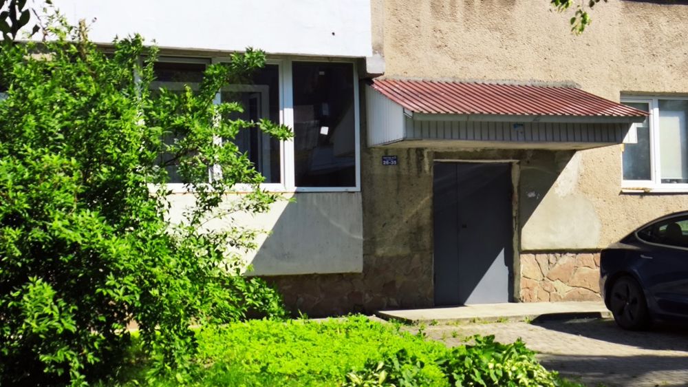 Продам квартиру .