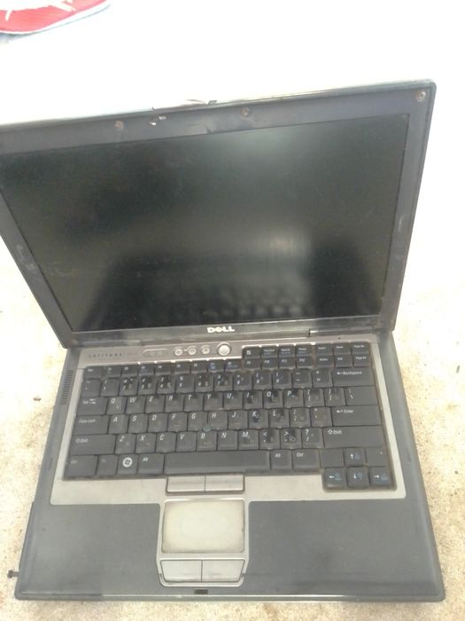Ноутбук DEll, состояние не рабочее.