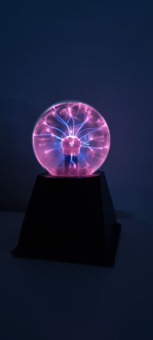 Bola de plasma com carregador