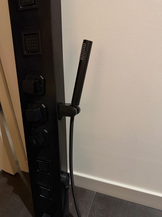 panel prysznicowy czarny