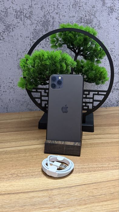 Продам iPhone 11 pro max/64gb