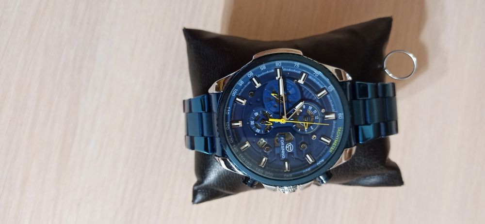 Мужские - часы!!