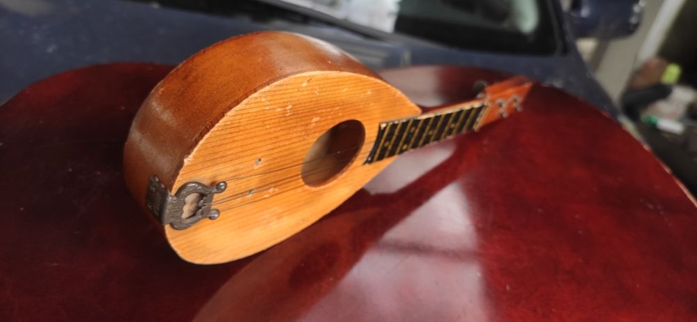 Gitara mini drewno ładnie zachowana