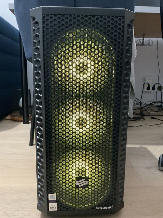 Komputer gamingowy i5-10400F / RTX 2060 / 16GB RAM / SSD 500GB / W11