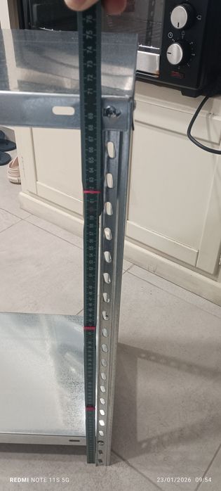 Vendo 2 unidades estante de alumínio, Nova