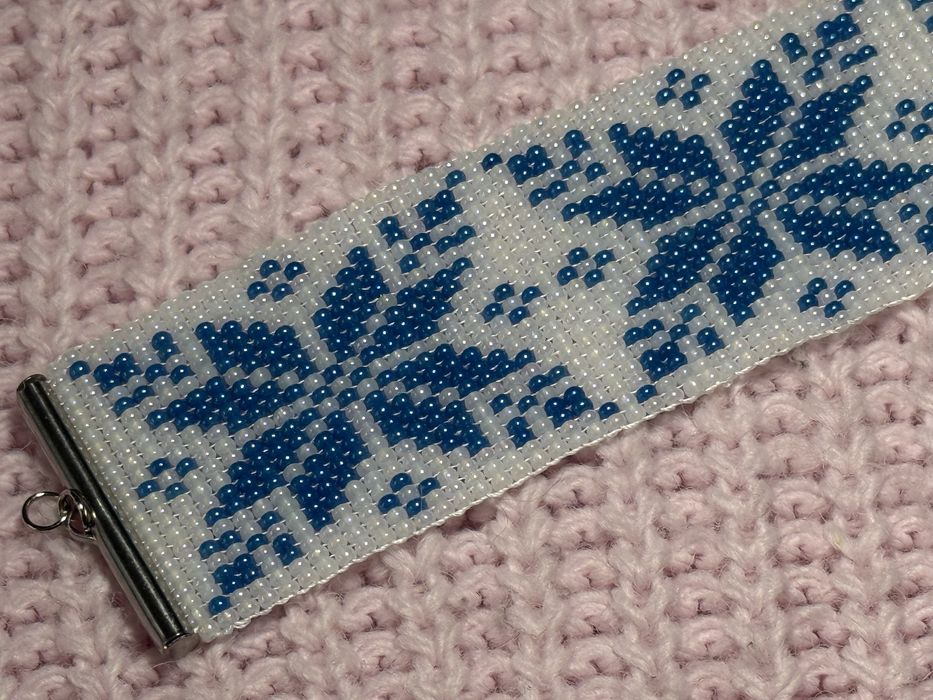 Браслет з бісера