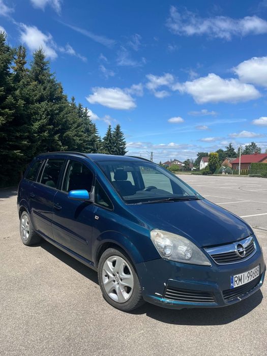 Opel Zafira B 2008 r.
