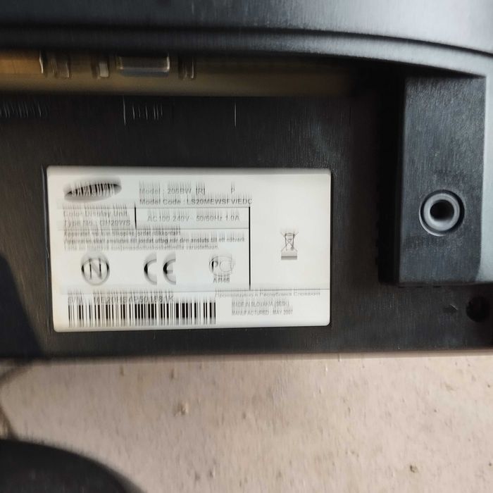 Monitor Samsung BW 206 (R) z pilotem