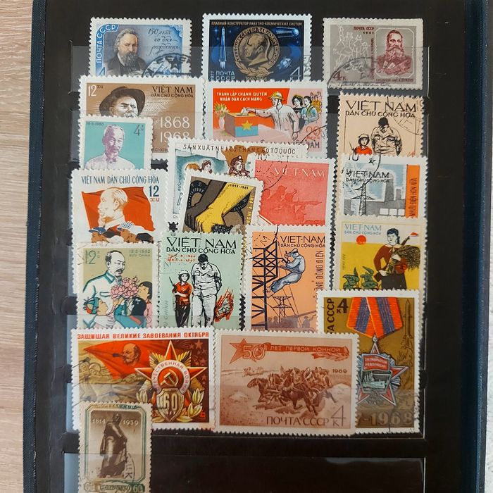 Продам альбом марок різних країн і тематики