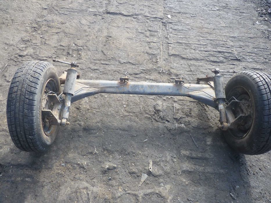 oś tył courier komplet przyczepka  itp