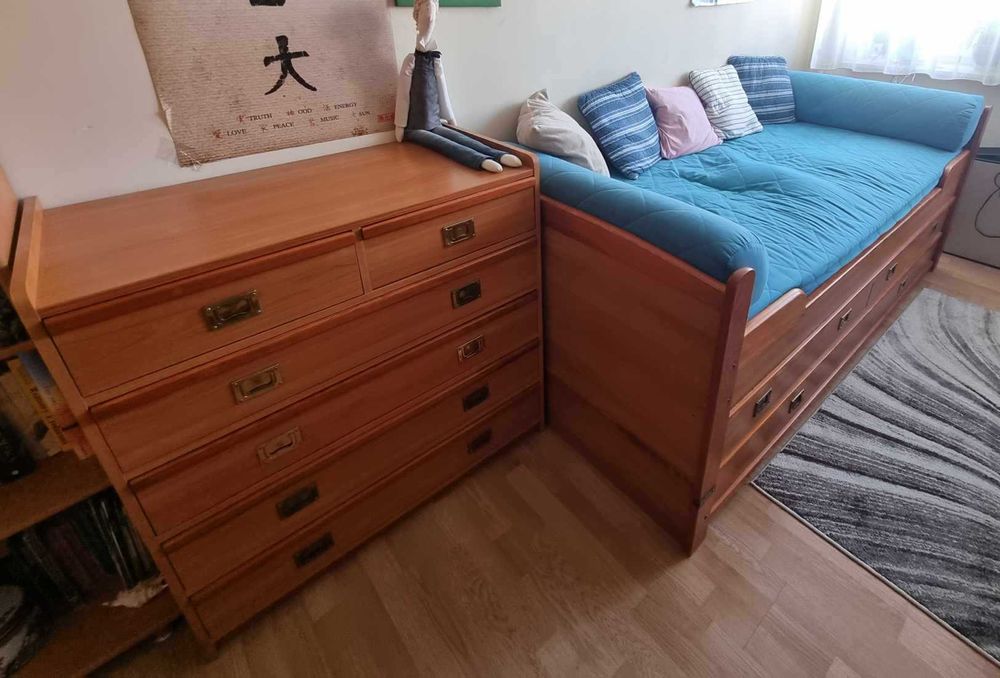 Zestaw mebli młodzieżowych firmy VOX