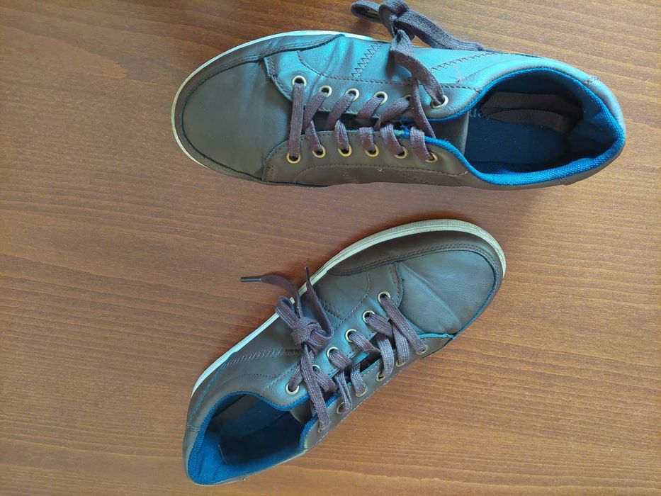 Buty męskie brązowe r. 43