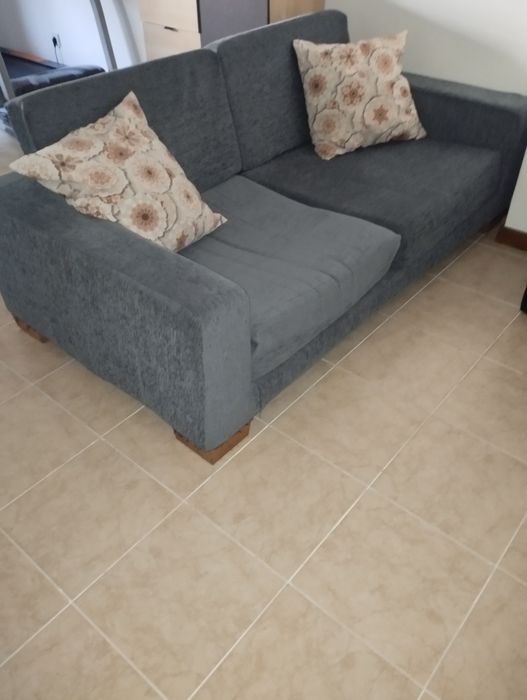 Sofá de 2 lugares