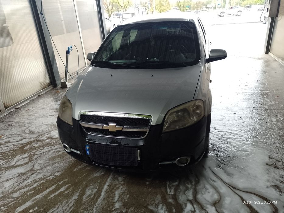 Продам Авео 2008г.в 1.5 газ-бензин 2500