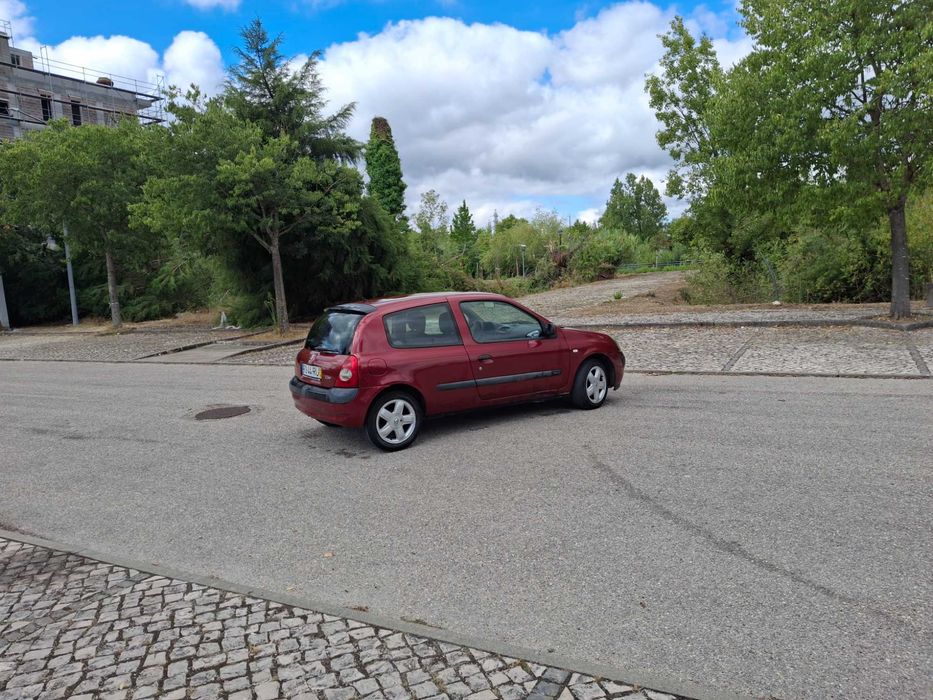 Carro a gasolina de 2001