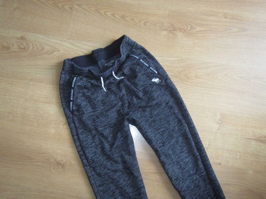 ABERCROMBIE&FITCH spodnie dresowe rozm.158-164