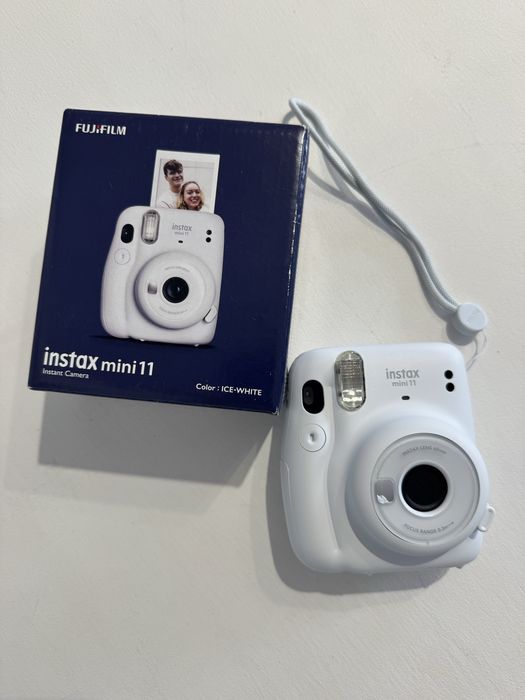 Aparat Instax mini 11