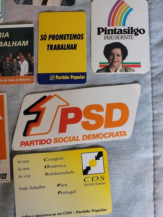 Calendários de Bolso - Tema: Política