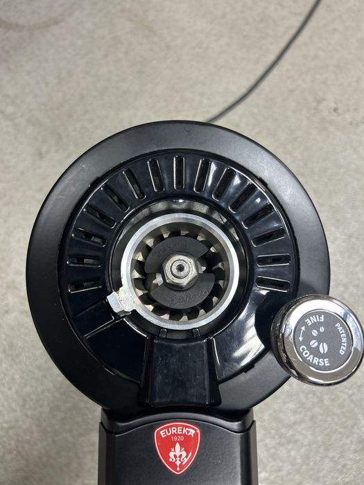 Кавомолка Eureka IPX-1 Olympus Kr E конічні жернова