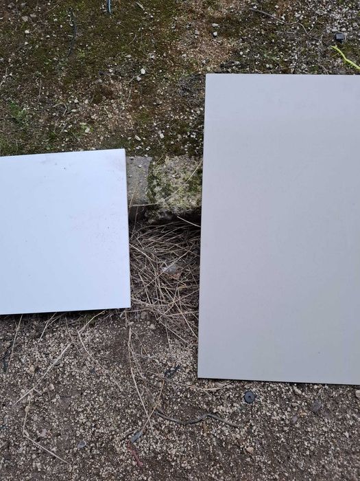 Azulejos Branco Creme Quadrado Grande 60x60 cm – 16 m² Disponíveis