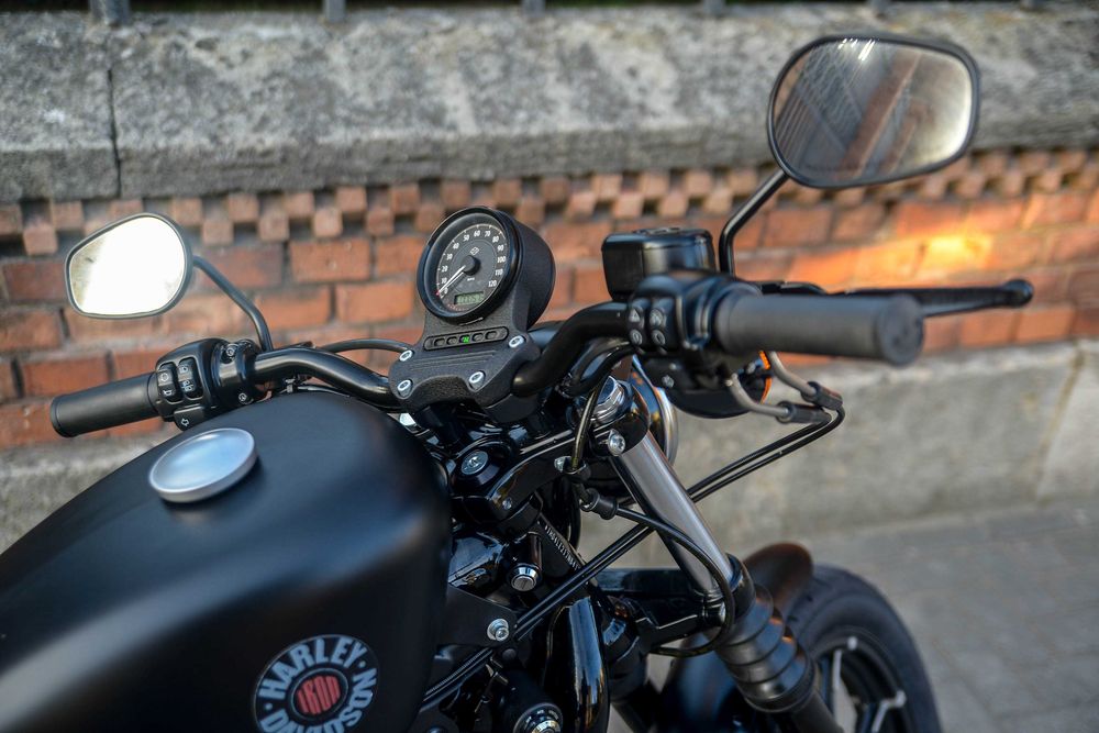 HARLEY DAVIDSON 883  2022  рік, мінімальний пробіг, стан нового