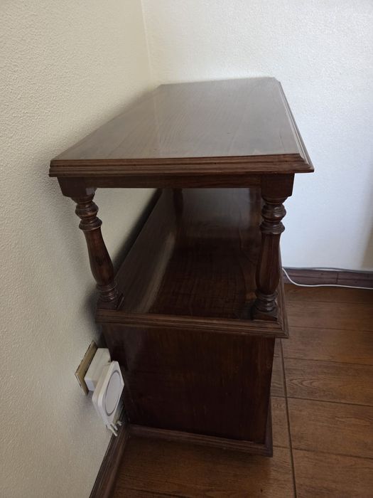 Móvel para TV e Mesa de sala de estar