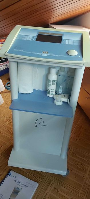 Máquina para tratamento estético