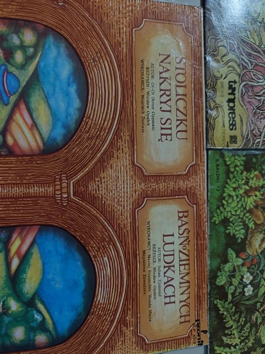 Zestaw bajek na płytach winylowych