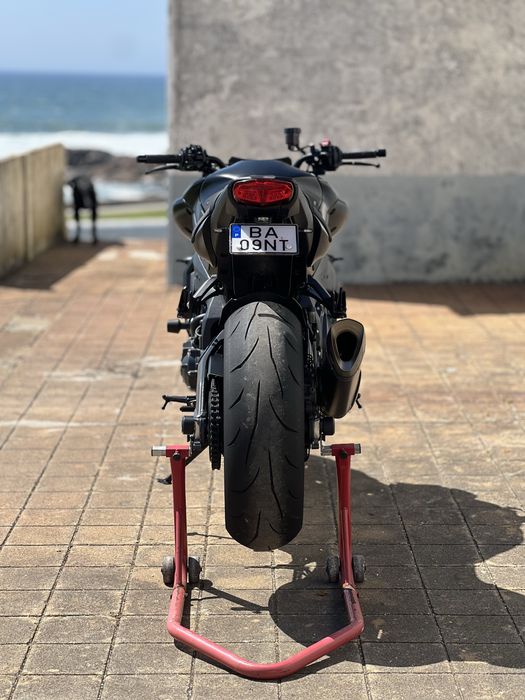 Yamaha MT-10 c/ garantia até 05/2028
