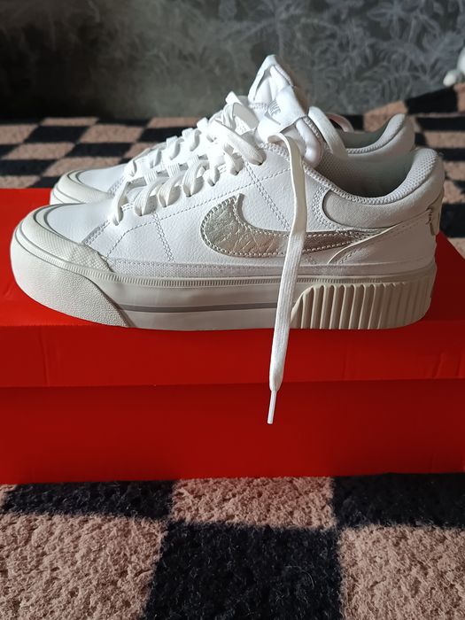 Nike Court Legacy Lift