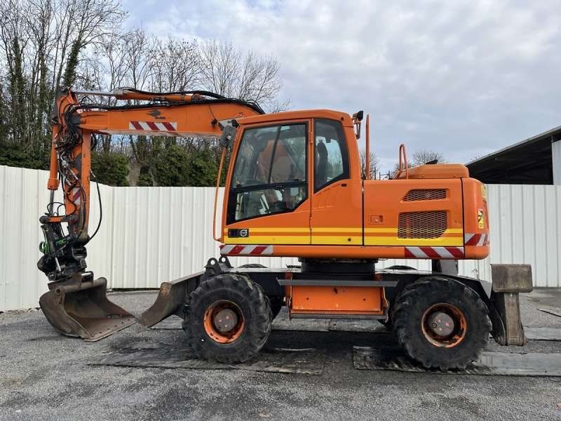 Escavadora Com Rodas VOLVO EW140D