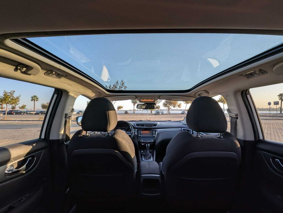 Nissan Qashqai 1.6 dCi 130 Tekna SUV Excelente estado geral
