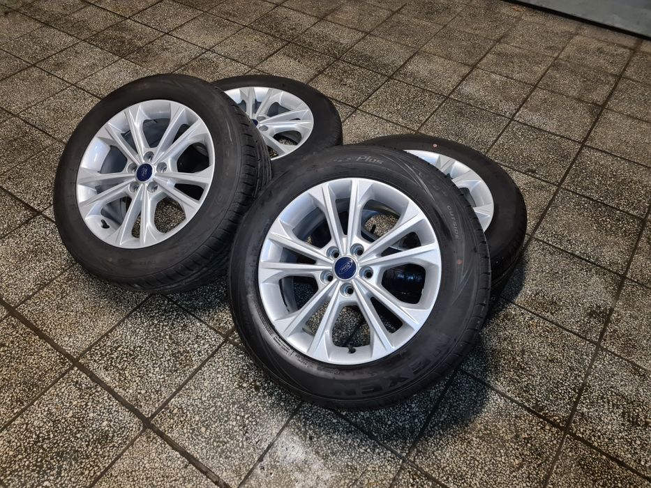 Koła Ford Kuga 235 55 alufelgi 5x108 r17