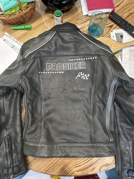 Мотокостюм ( штаны и куртка )