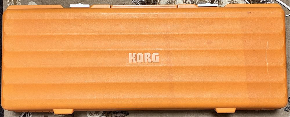 Korg Micro X + Hard Carry Case