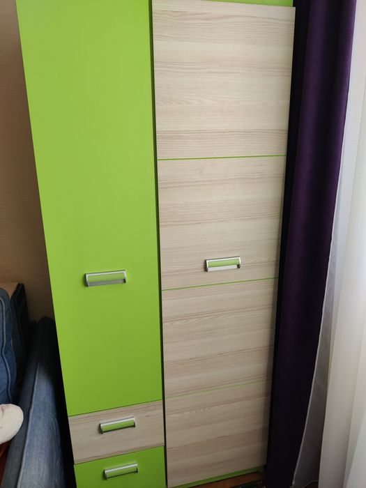 Дитяча шафа для одягу