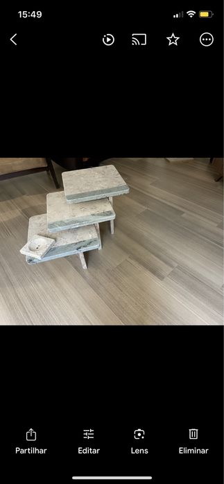 3 Mesas de apoio em pedra (usadas)