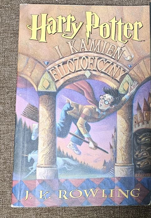 Książka Harry Potter i Kamień Filozoficzny