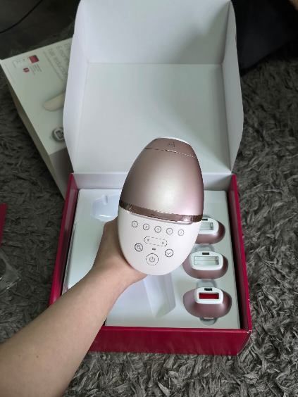Depilator laserowy Philips Lumea 9000 IPL BRI977/00