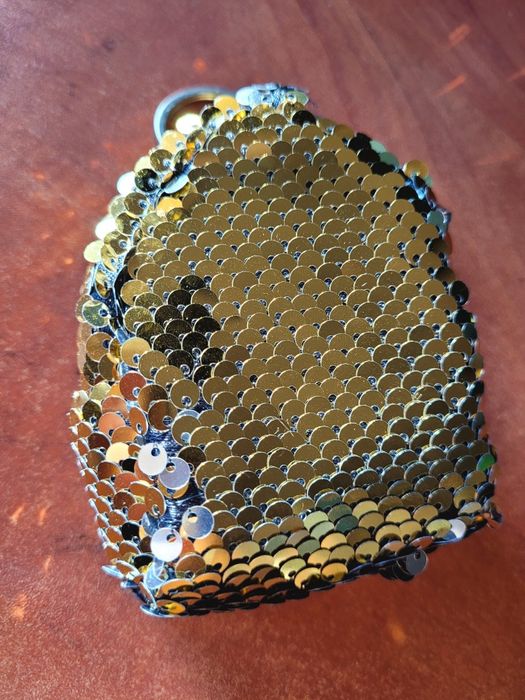 Złoty breloczek, mini portfelik z flamingiem