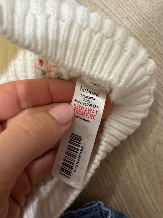 Гарний набір(джинсики, сорочка та без рукавичка)