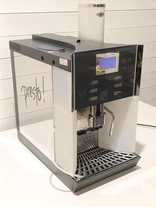 WMF Presto 1400-Profesjonalny Expres do kawy