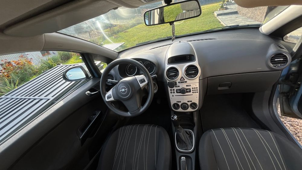 Opel corsa 1.2 benzyna