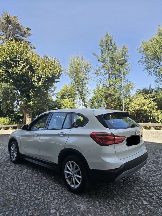 BMW X1 18D s-drive