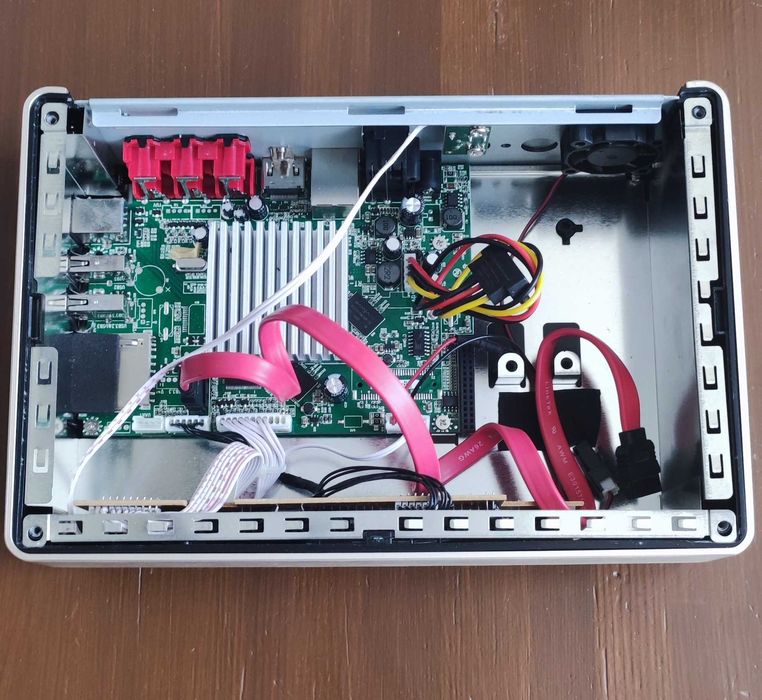 Медіаплеєр IconBIT XDS1003D