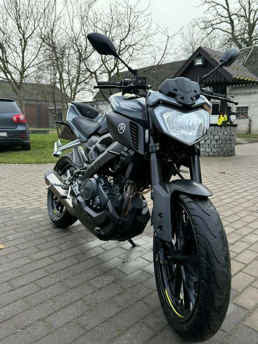 Yamaha MT 125 akrapovic