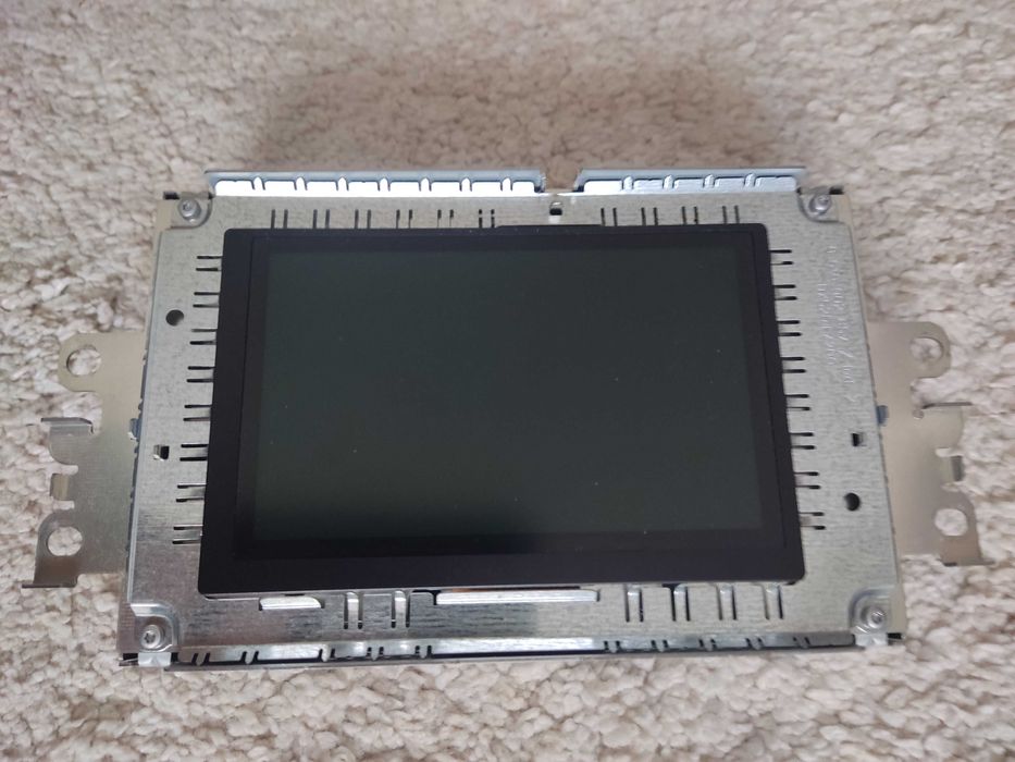 Ecrã monitor multimédia Volvo