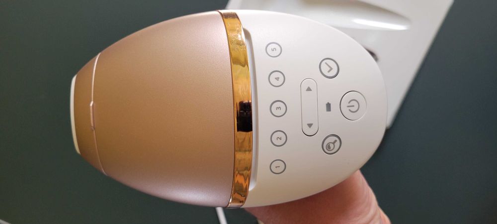 Philips Lumea IPL 9900