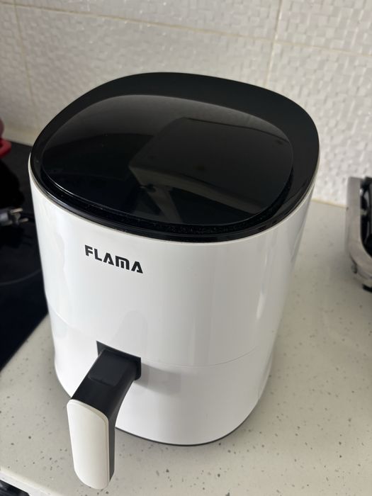 Fritadeira Elétrica (Air Fryer) Flama