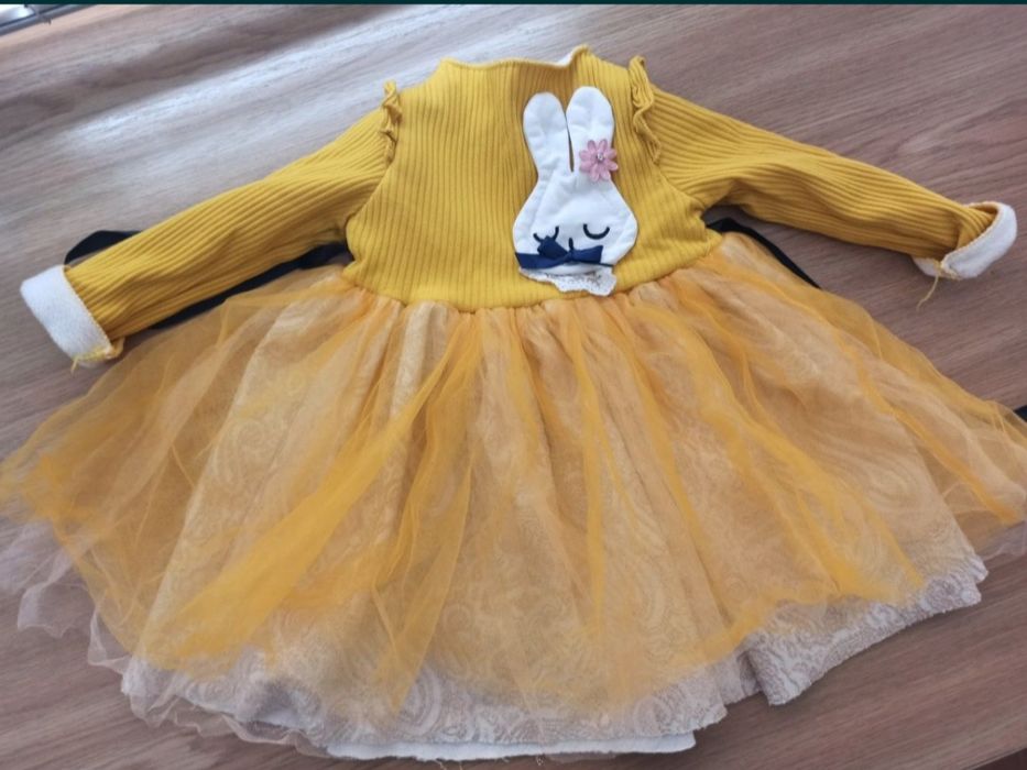 Платье. . 80 размер.